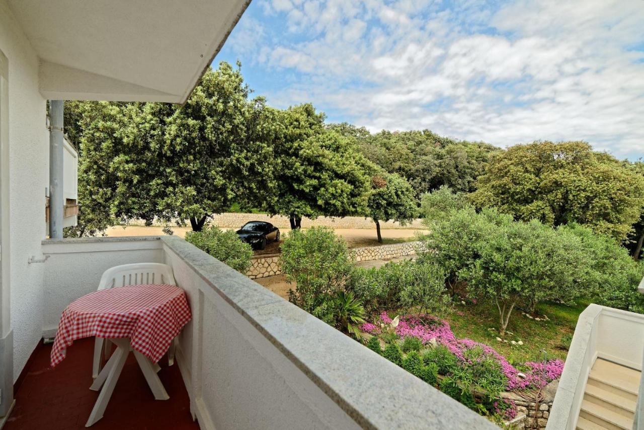 App&Rooms Anica Kampor Exterior photo